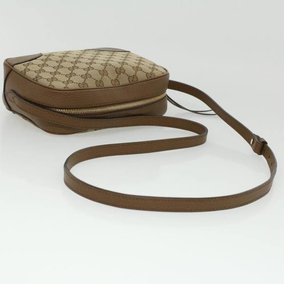 GUCCI Bree Shoulder Bag - Picture 12 of 16